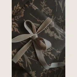 Velourb�nd lys brun