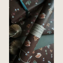 Gavepapir med egern - 3 ark