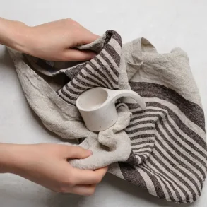 Viskestykke i h�r - mokkabrun